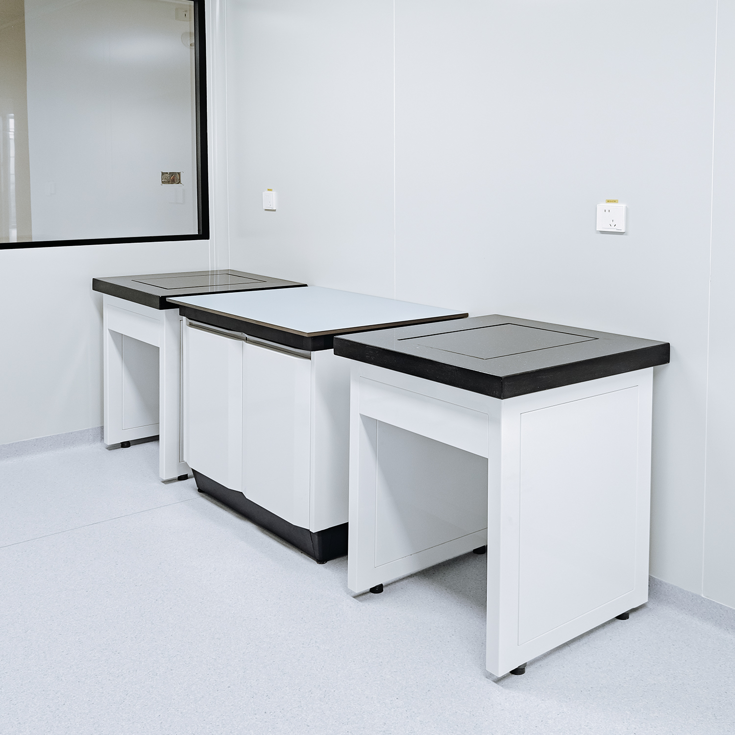 Lab Balance Bench Perforated